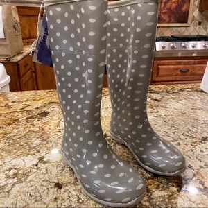Gray Polka-Dot Rainboots